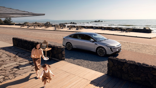 高安全性与性价比兼备：10-15万元价位内最值得购买的三款新能源轿车_汽车频道_中国青年网