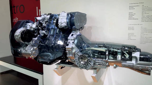 奥迪A6的发动机，说它是机械工业的艺术品，这话没毛病吧！