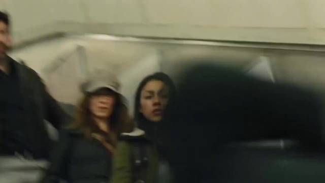 007主演克雷格坚持要亲自出演滑下扶梯这一幕