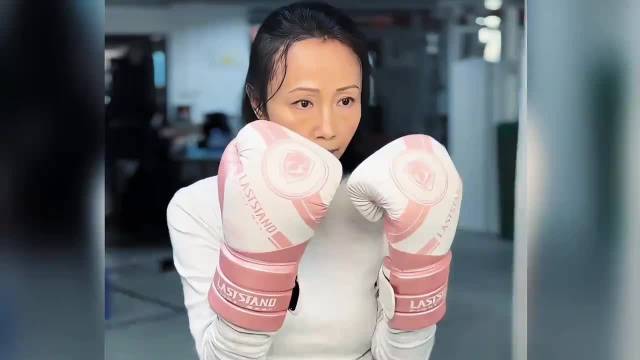 黄慧颐晒合照证据控诉！怒斥男方婚前出轨，保剑锋发文起诉被吐槽