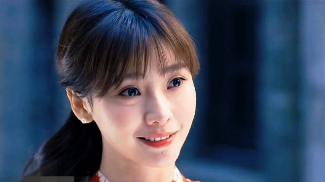 男孩为保护初恋入狱10年出狱发现对方已婚