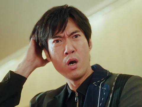 烤肠摊主周大江被资本包装成网红小海茉预制情侣