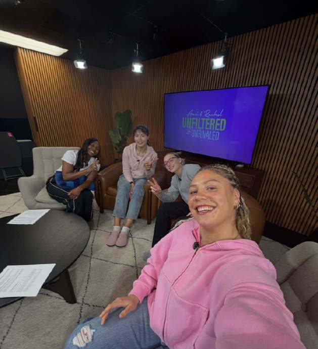 李月汝、佩奇布克斯做客麦克唐纳班纳姆播客首期