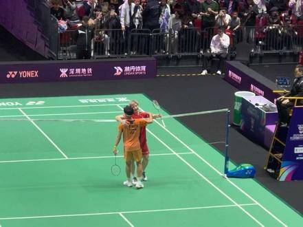 老将之间的相互敬重总是格外感人