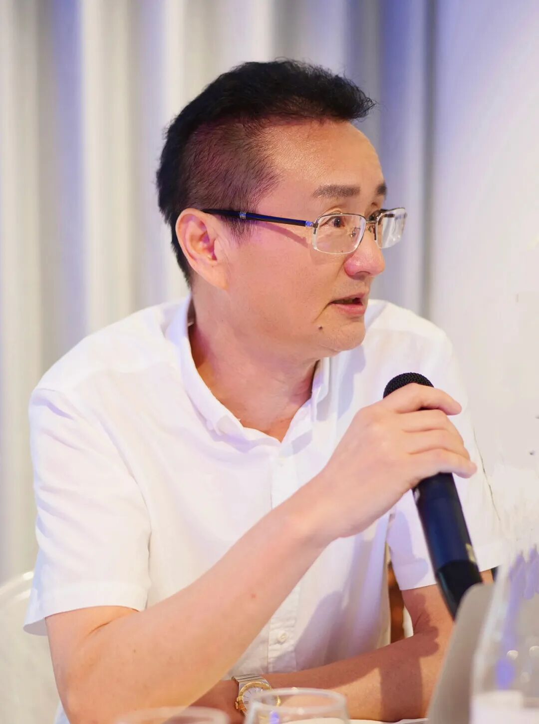 蔚来降价求生凸显行业宿命