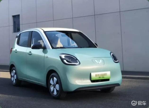 五菱宏光MINIEV VS 长安糯玉米:趣味对比