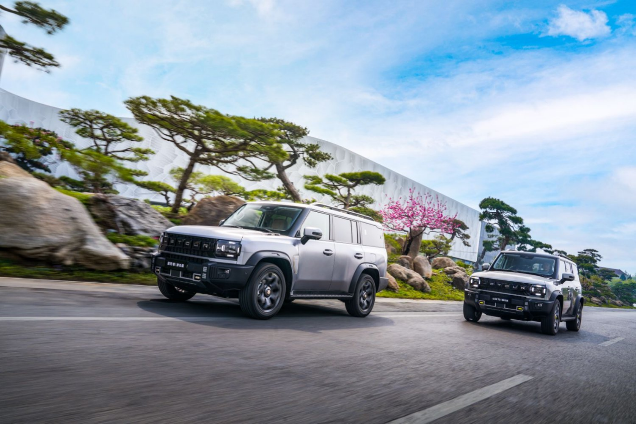 捷途旅行者&山海T2加长版双车上市 起售价17.99万