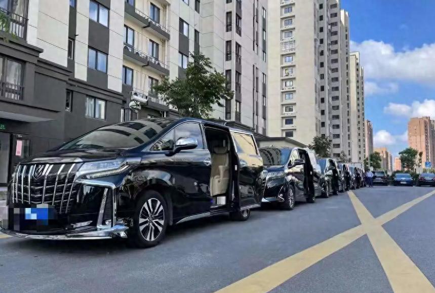 家用车的终点都是MPV？盘点几款热门MPV优缺点分析，差距明显