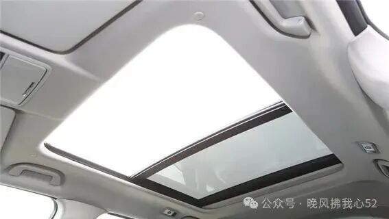 本田冠道空间实测:后备箱容积500L,五口之家使用无压力