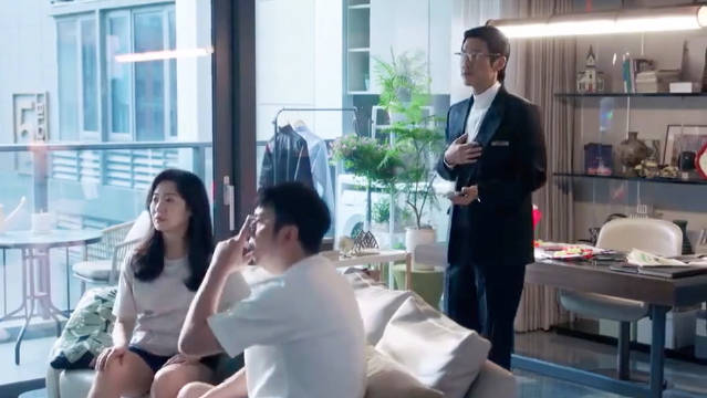 太搞笑了，感觉王佳佳雷佳音都不像演的