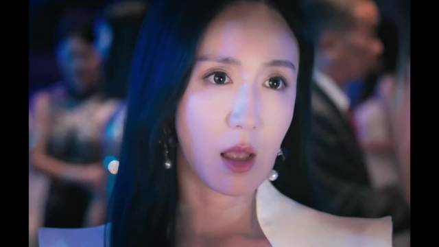 顶级思维女主配上预知未来超能力一路横推，事业爱情双丰收！