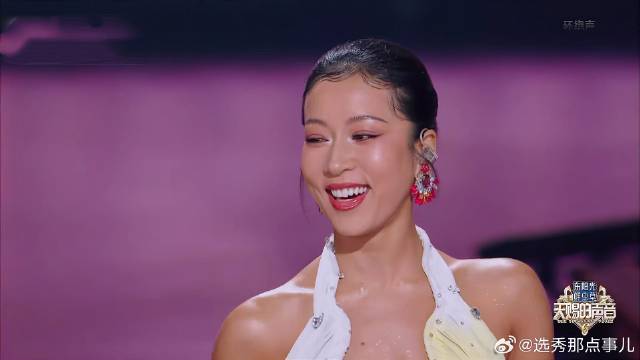 姐弟恋重出江湖！吉克隽逸台上狂撩黄子弘凡，全场炸锅！丨天赐