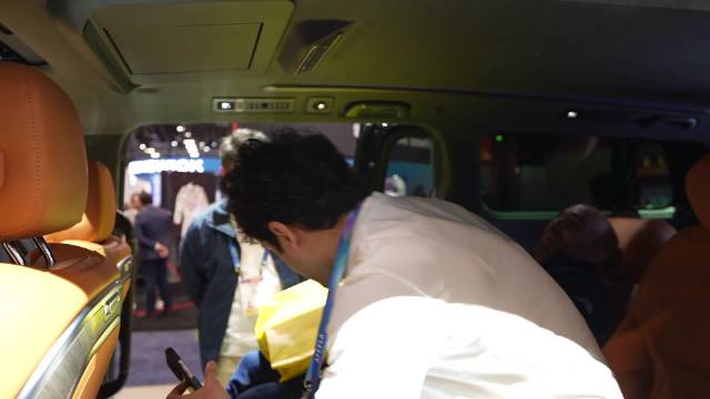 魏牌高山登顶12月及2025下半年MPV销量榜首