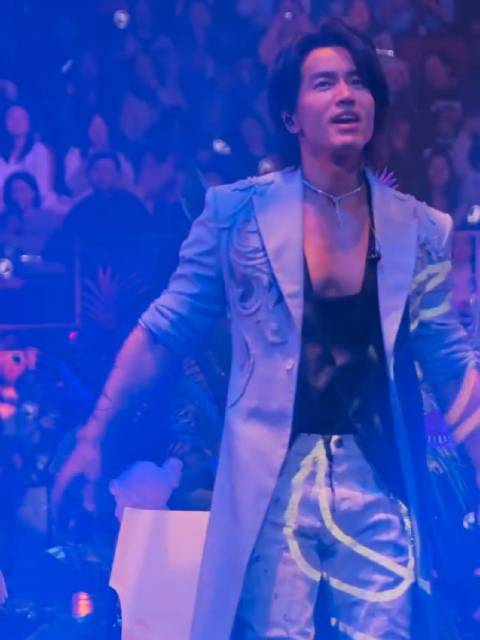 言承旭演唱会再现道明寺经典桥段