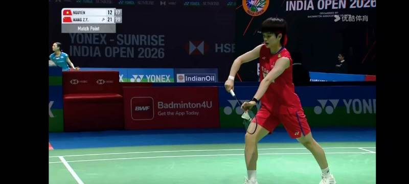 王祉怡直落两局晋级女单八强！ 王祉怡 21-12、21-17 阮翠玲