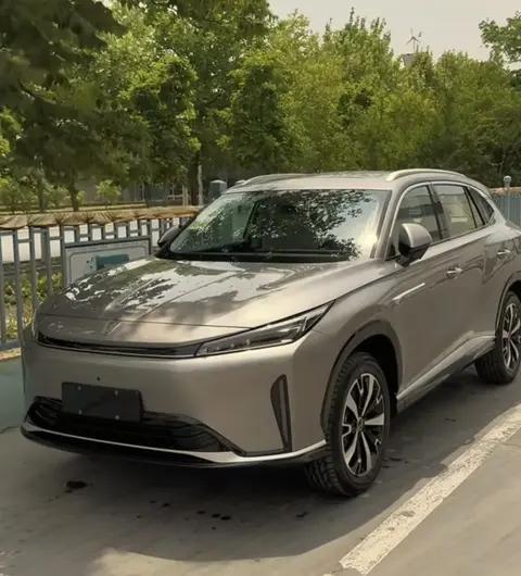 2025年10万以内闭眼入神车Top5混动省油燃油全能，家庭首选这四款