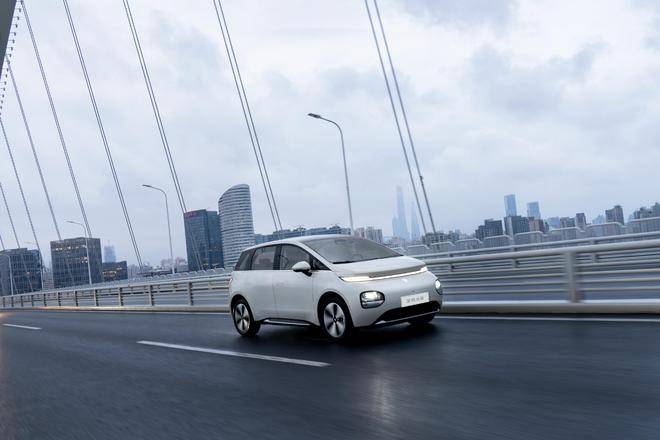 宝骏云朵OTA 2.0开启推送 智能驾驶功能升级