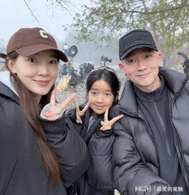 聂远携女浙江拍戏，聂子一11岁演4部作品显吃苦精神