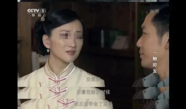 她带弟弟入娱乐圈，今自己无人问津，弟弟却红透半边天