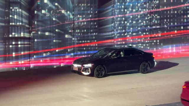 全新一代奥迪A6L就直接亮相了，应该是还没有完成数据采集，这次仅仅是亮相