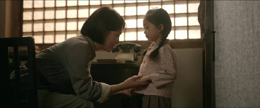 蓝盈莹短剧《马背摇篮》演技获赞，情绪递进如教科书