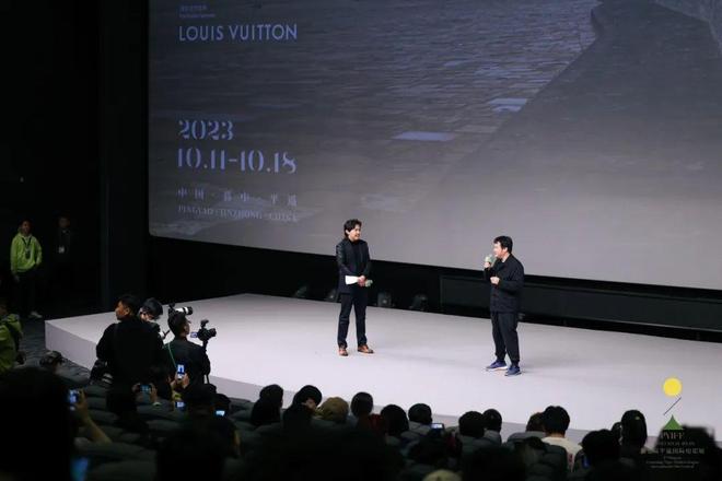 辣评娱乐圈：宁浩《红毯先生》亮相平遥电影展