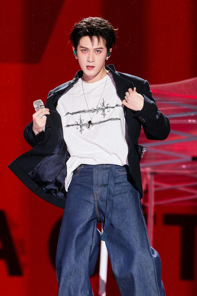 演唱会抢票难度榜 周杰伦刀郎属地狱级 而杨丞琳“有手就行”