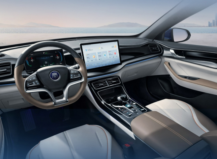 比亚迪插电混动和增程式电动的差异_太平洋号