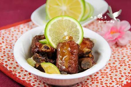 青柠糖醋排骨的家常做法，很好吃啊