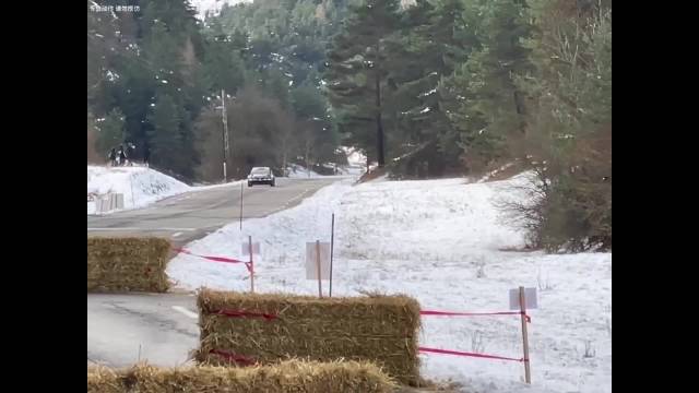 拉力赛过障碍，四位选手谁更丝滑？大家打分