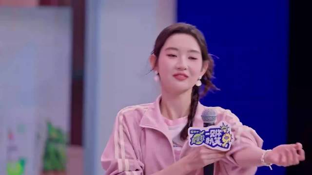 王玉雯的丢人时刻，上秒刚给杨超越放完狠话，下秒就被啪啪打脸