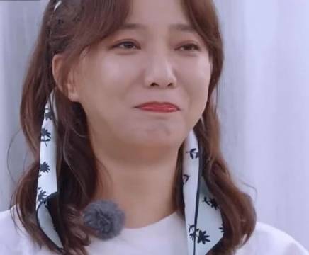 欧阳娜娜“学猪叫”， 王珞丹憋出内伤