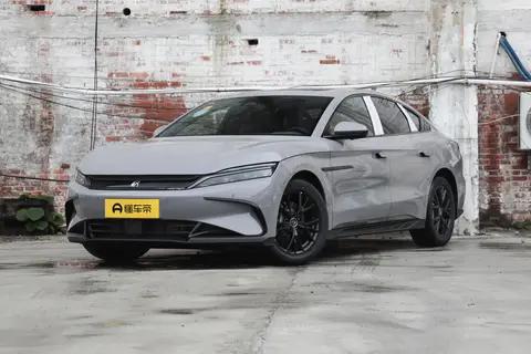 混动凯美瑞和混动比亚迪汉各有优势，以下是两者的对比