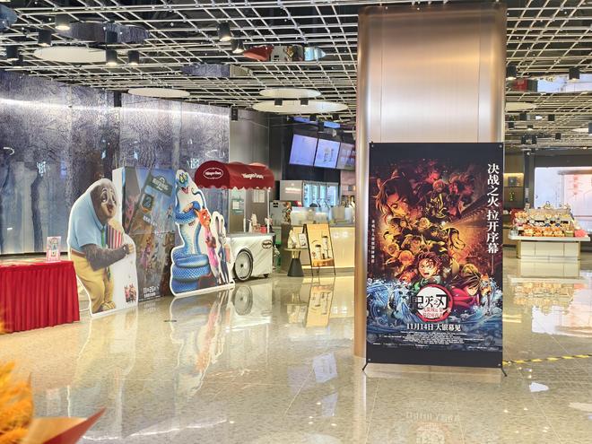 进口片撑起2025年贺岁档 53.45亿元票房为历史第二高|春节档|国产片|总票房|阿凡达3_订阅