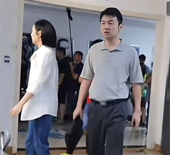 “卷王”张艺谋又出新作，《第二十条》计划明年上映_新闻