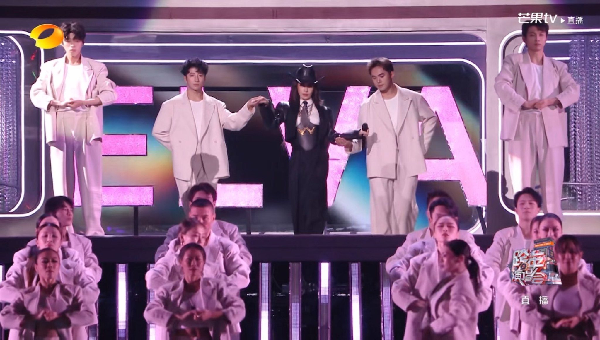 《乘风2026》网络曝光第三版阵容,30位姐姐,5位国际,阵容真实