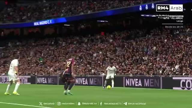 被嘘声最多的球员是维修斯和贝林厄姆，其次是巴尔韦德