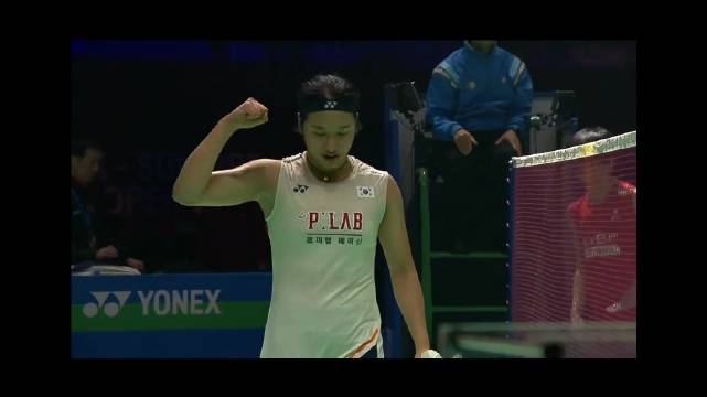 安洗莹和王祉怡背靠背获得冠亚军！ 王祉怡 13-21、11-21 安洗莹