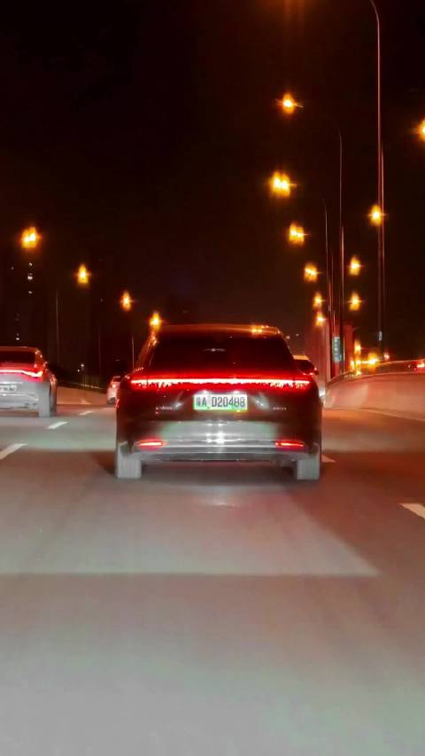 享界S9T车主首遇同款车友，对比2023年问界M7初体验