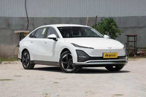 智能与实用兼备，五菱星光EV 2025款 610km 智能旗舰型深度解析