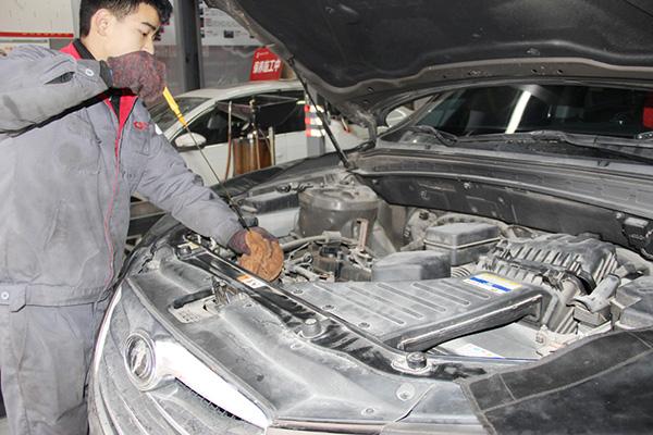 汽车保养后噪音变大正常吗？汽车维修师傅：问题可大可小！