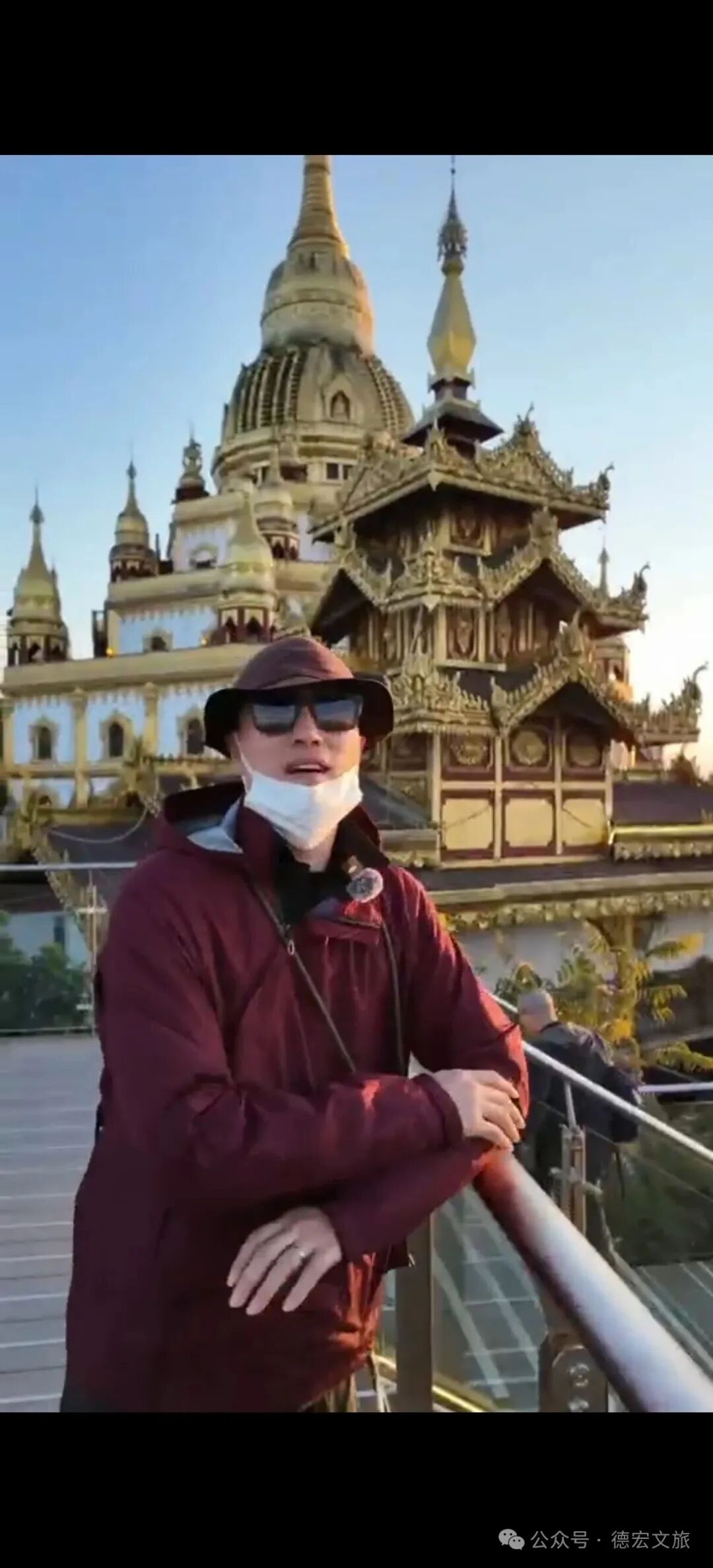 刘翔在云南旅行时回应“移民美国”