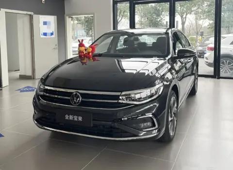 车内的隔音效果出色，无论是风噪还是胎噪