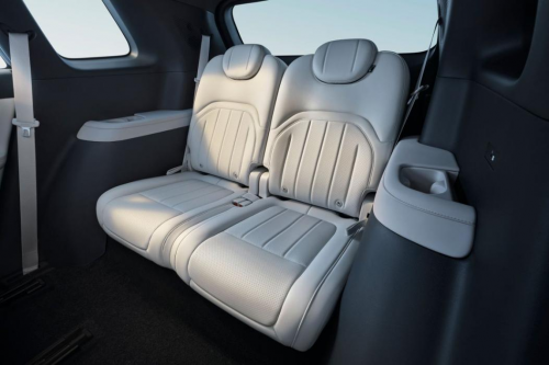 2025 家庭出游 SUV 选购:智能避险  全场景大空间,权威参考