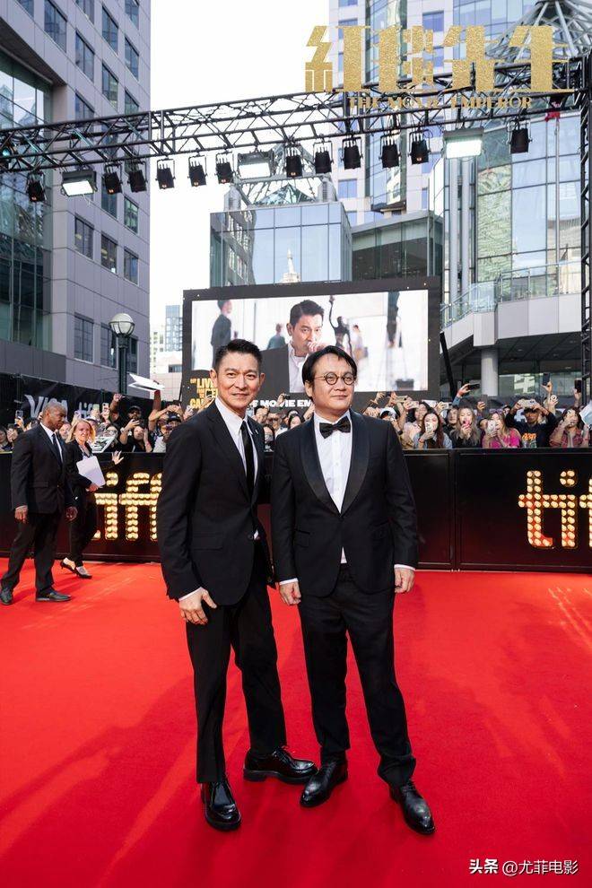 《红毯先生》:娱乐圈的照妖镜，究竟讽刺了谁?