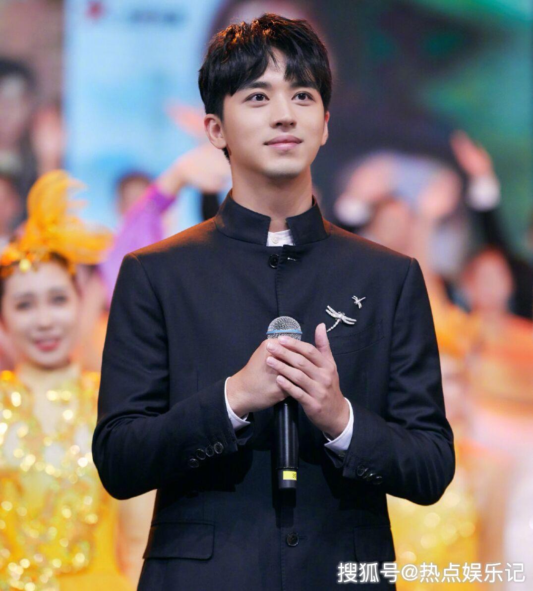 许魏洲方发声明抵制私生饭,这些明星也抵制私生饭,薛之谦最温和