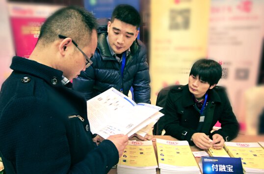 车主在保养中应如何处理常见问题?