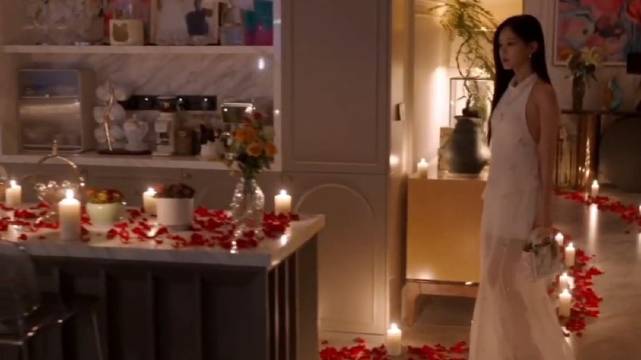 李一桐新剧《美人余》上演赘婿复仇戏码