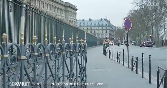 卢浮宫公开欧仁妮皇后王冠损伤情况，钻石祖母绿均未丢失