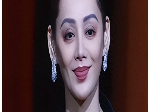 宁静做梦也没想到，和美国前夫离婚20年后，被向太一句话撕碎体面